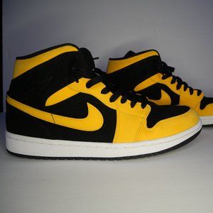 JORDAN 1 RETRO MID 'REVERSE NEW LOVE'